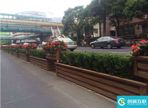 重慶道路隔離花箱，道路戶外花箱